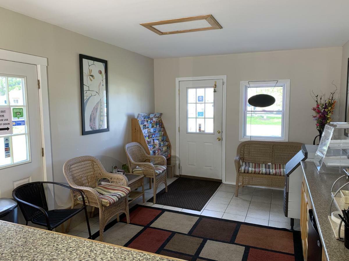 Americas Best Value Inn Scarborough Portland Exterior foto